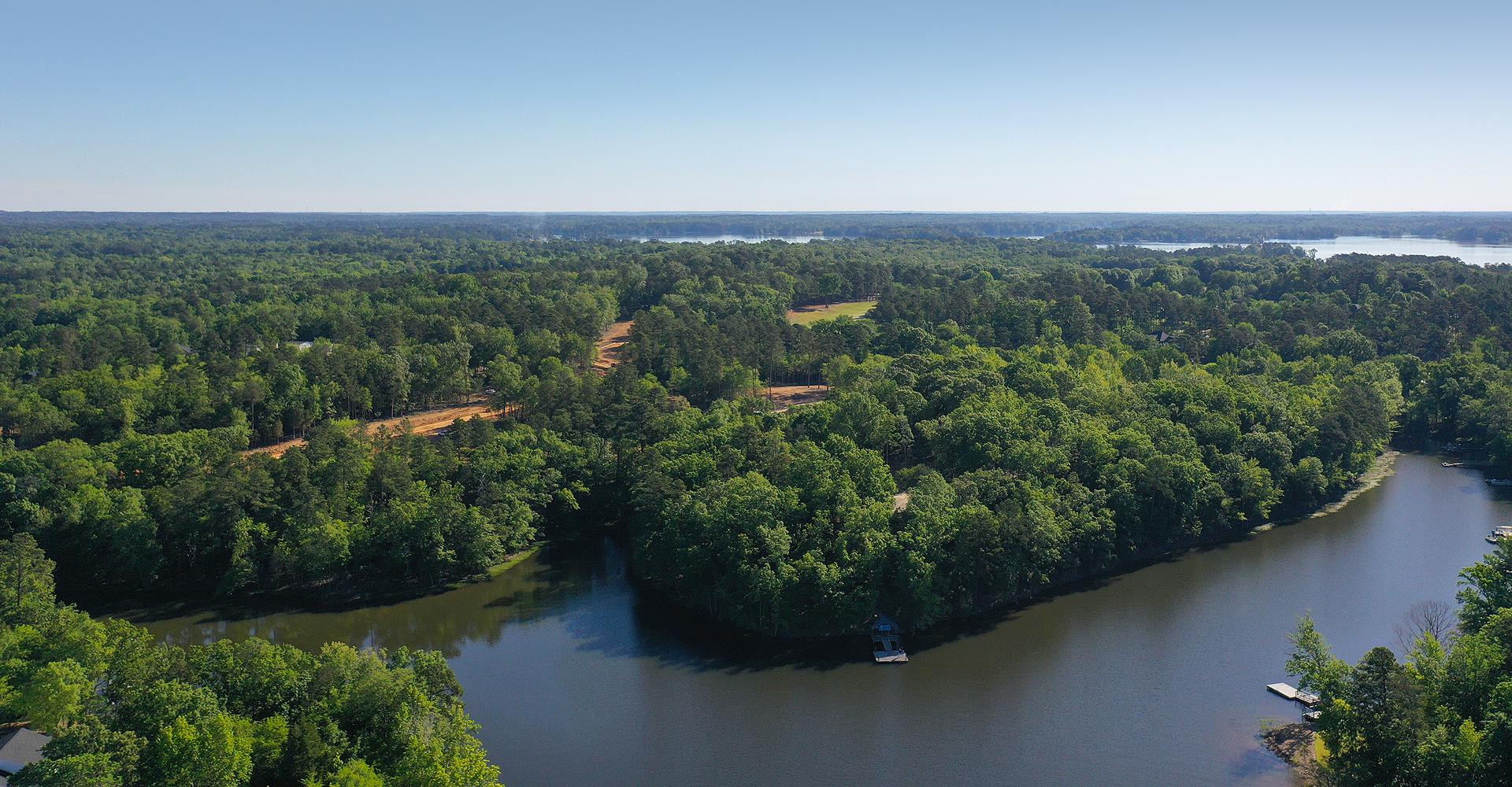 WhiteWater Landing on Lake Murray in Chapin, South Carolina features Dockable Waterfront, Non-dockable Waterfront, Interior Lots with Golf Course Views & Gorgeous Interior Lots